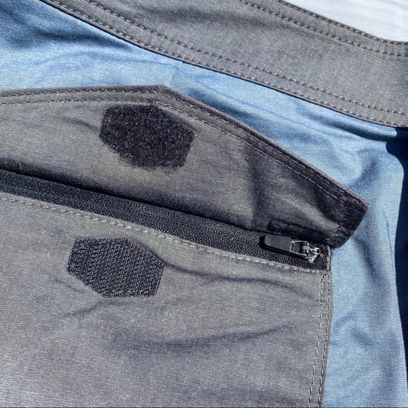 ๐ฅRVCA MENS BOARD SHORTS - Picture 4 of 7